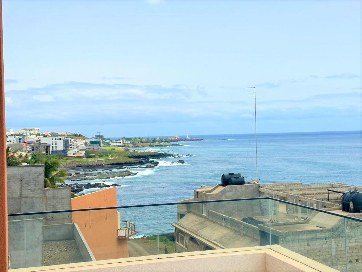 Ocean Mirror Apartment Прая Екстер'єр фото
