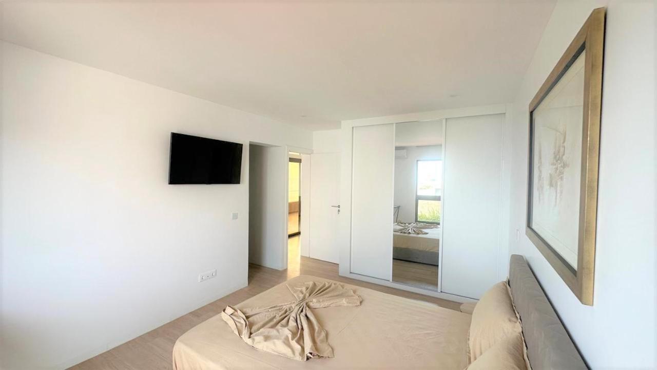 Ocean Mirror Apartment Прая Екстер'єр фото
