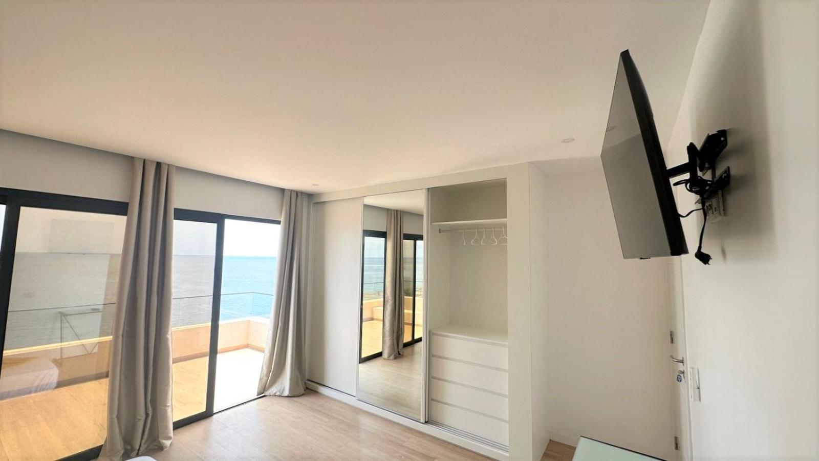 Ocean Mirror Apartment Прая Екстер'єр фото